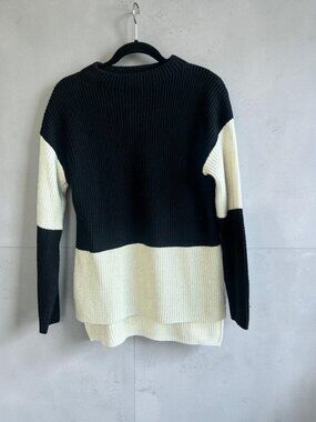 Karl Lagerfeld Black Ivory Metallic Colorblock Sweater Hi Lo Sweater Size XS